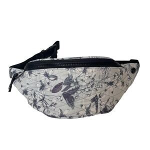 Collection XIIX Girlfriend Gear Belt Bag White Floral One Size